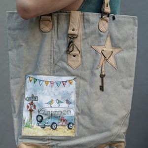 Vintage Addiction Recycled Canvas Beach Tote